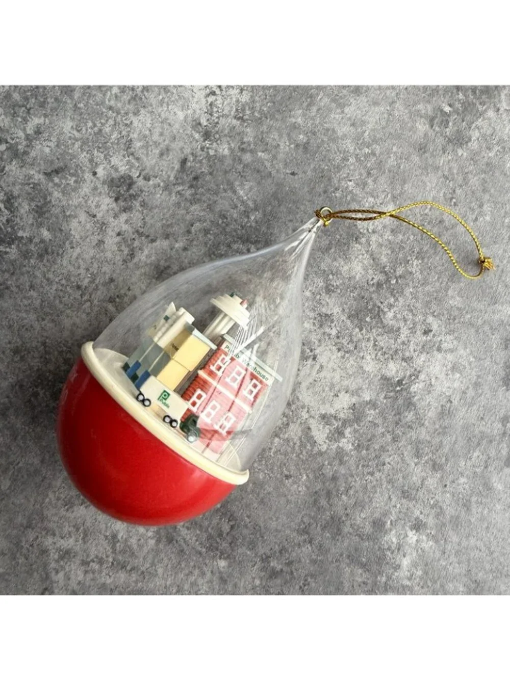 Publix Grocery Store 2000 Christmas Ornament 4” Market & Warehouse
